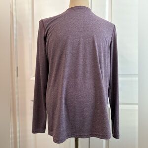 Under Armour fitness long sleeve T shirt size medium